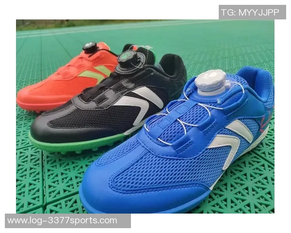 足球鞋束口袋的实用性与时尚设计完美结合让运动更轻松